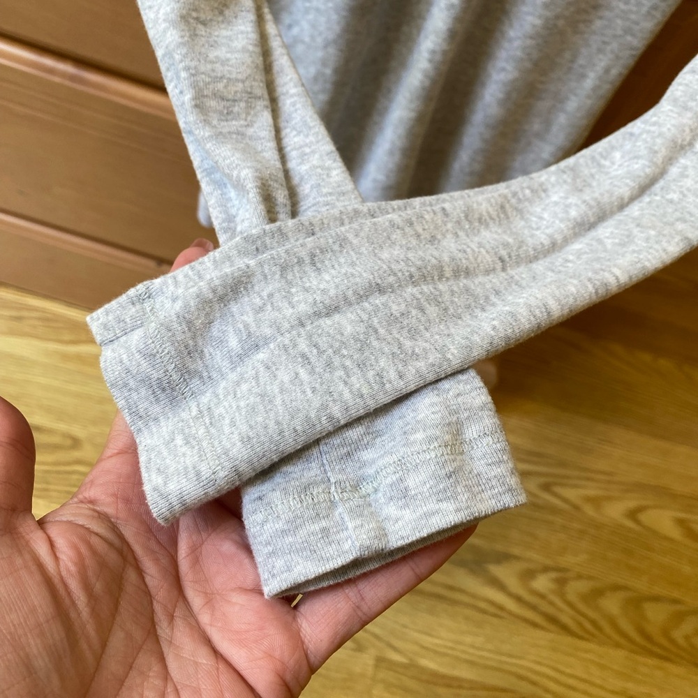 Victorias Secret Tees fitted long sleeve grey top size XS - Picture 5 of 10